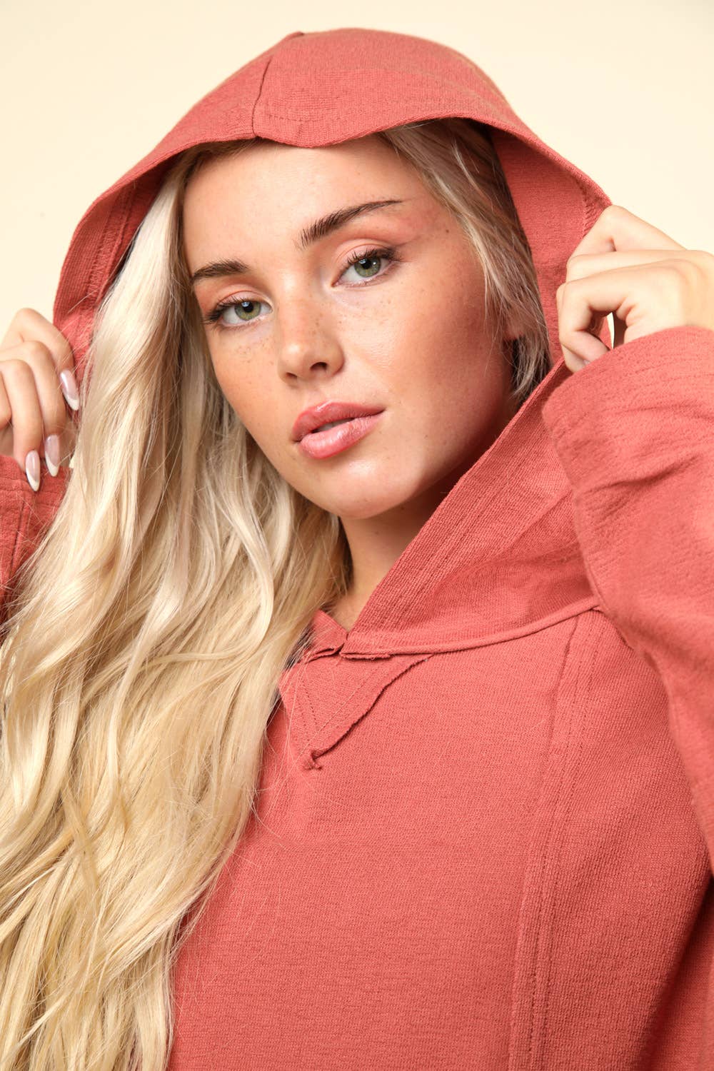 Raw Edge Cute Detail Hoodie Knit Top