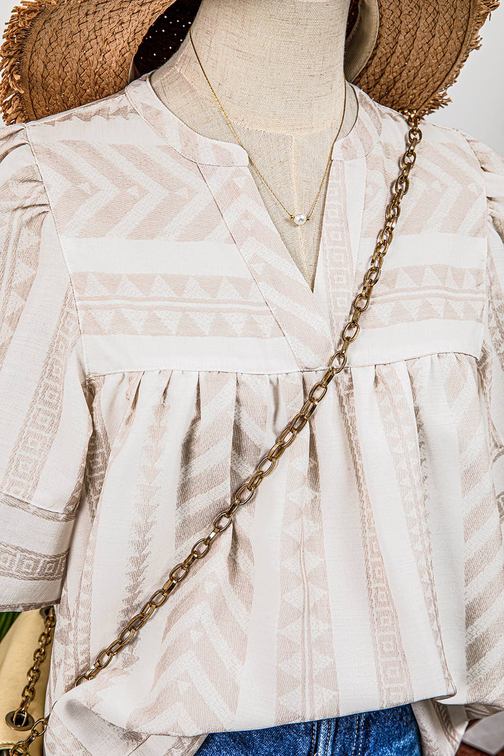 Fashion-W Geometric Jacquard Split Short Sleeve Blouse