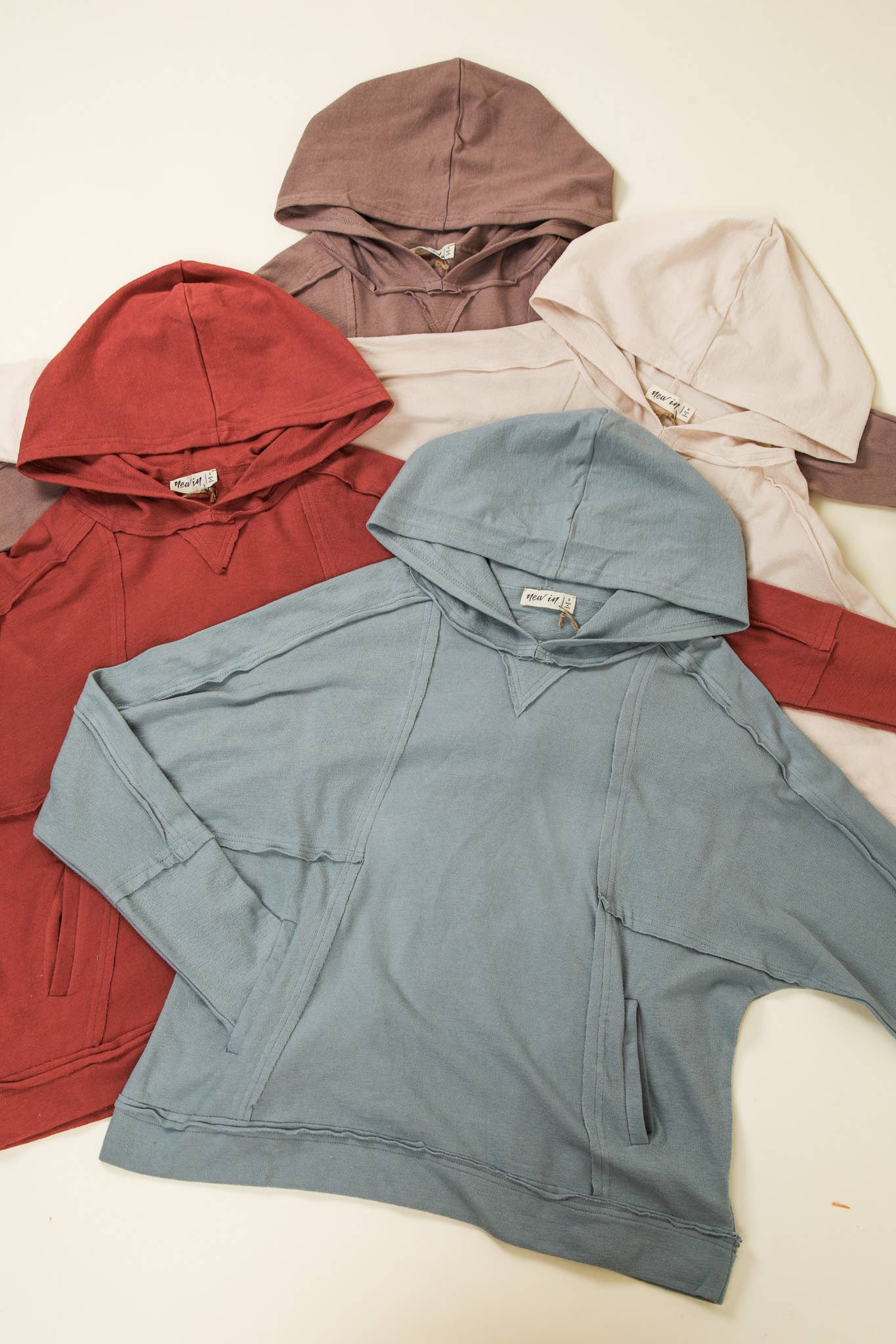 Raw Edge Cute Detail Hoodie Knit Top