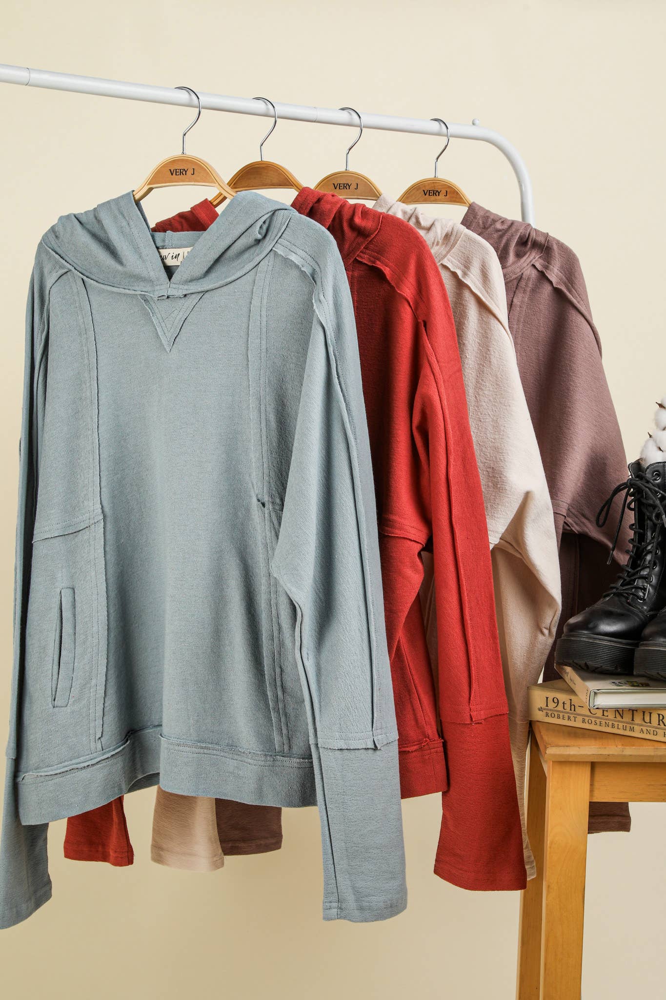 Raw Edge Cute Detail Hoodie Knit Top